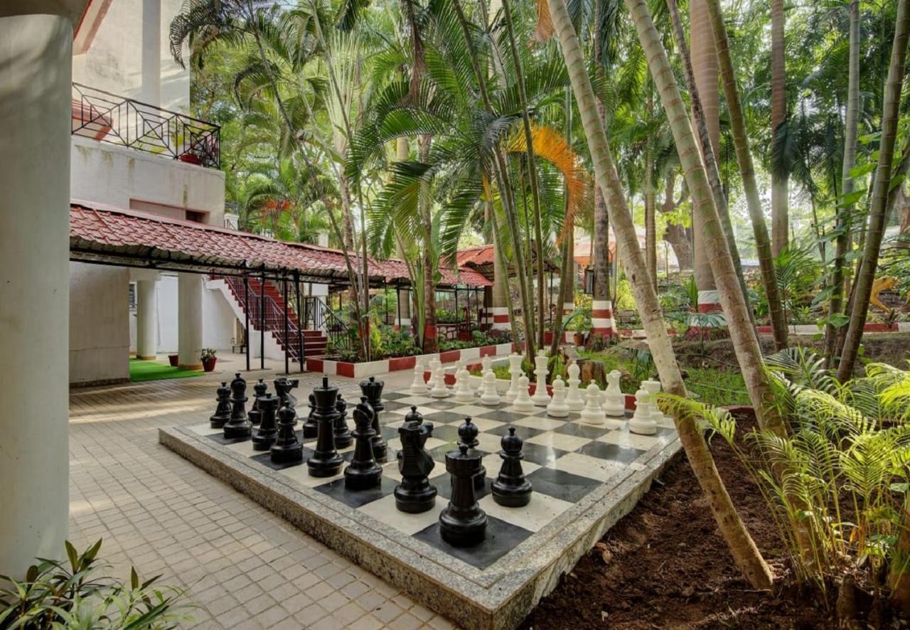 Khanvel Resort Silvassa Exterior photo