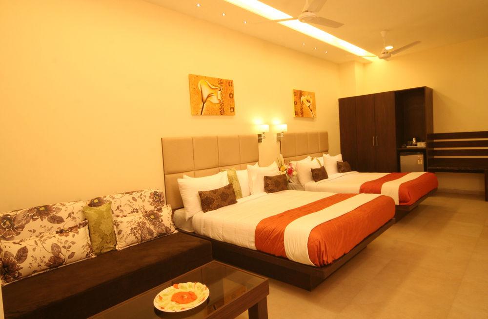 Khanvel Resort Silvassa Exterior photo