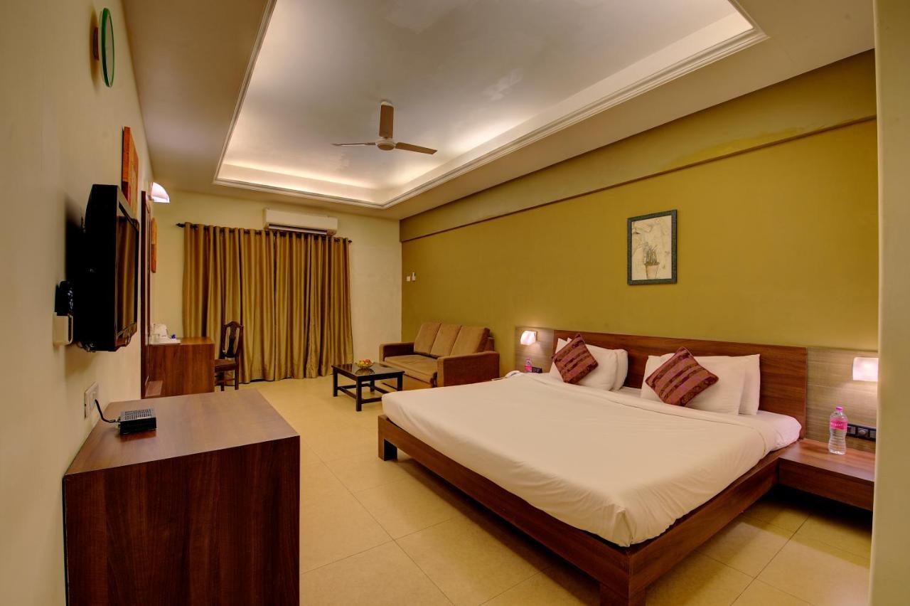 Khanvel Resort Silvassa Exterior photo
