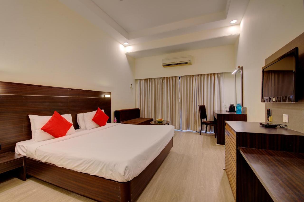 Khanvel Resort Silvassa Exterior photo