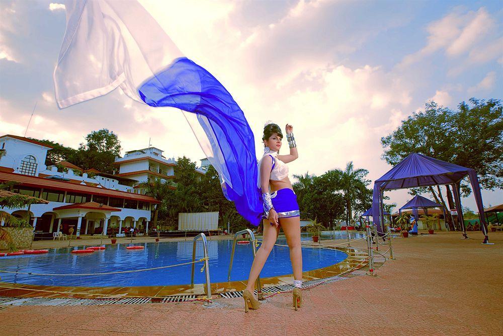 Khanvel Resort Silvassa Exterior photo